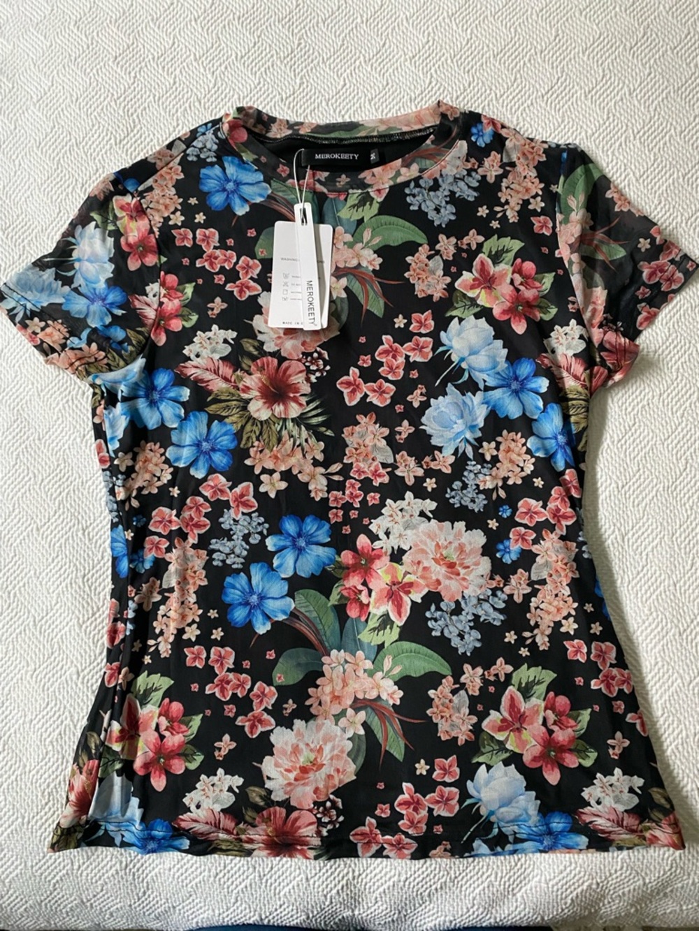 Women's Black Floral Short-Sleeve Tee